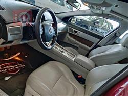 جاكوار XF